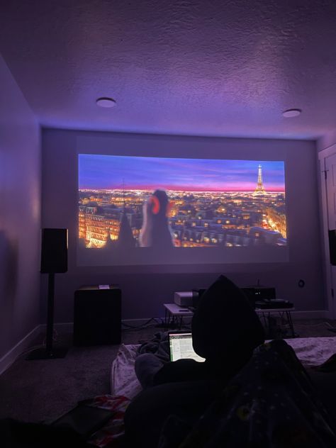 #aesthetic #movienight #movie #ratatouille#disneymovie #vibes # movie Asthetic Movie Pictures, Ratatouille Movie Aesthetic, Movie Night Vibes, Movie Girl Aesthetic, Watching Movies Aesthetic Tv, Hang Out Room Ideas With Friends, At The Movies Aesthetic, Movie Soundtrack Aesthetic, Late Night Movie Aesthetic