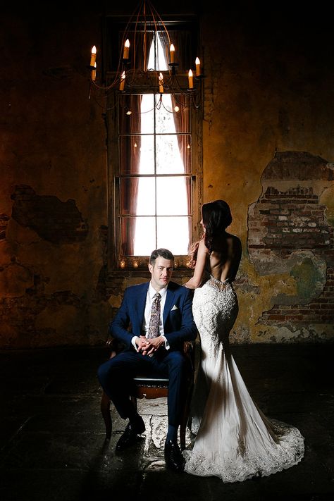 dramatic wedding photography - photo by Kaylynn Marie Photography https://ruffledblog.com/midnight-in-paris-inspired-wedding-in-new-orleans Evening Wedding Photo Ideas, Moody Aesthetic Wedding, Magical Wedding Photography, Dark Moody Wedding Photos, Dramatic Wedding Portraits, Wedding Artistic Photography, Dark Romantic Wedding Photography, Fun Wedding Photoshoot, Moody Wedding Photography Inspiration