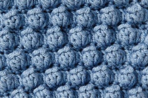 Tela, Crochet Popcorn Stitch, How To Treble Crochet, How To Start Crochet, Bobble Stitch Crochet Blanket, Popcorn Stitch Crochet, Crochet Popcorn, Crochet Crocodile Stitch, Bobble Stitch Crochet