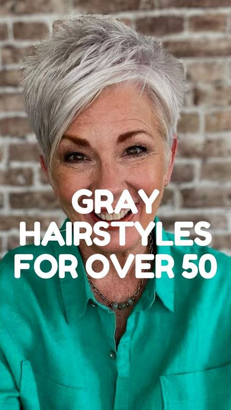 This compilation walks you through 50 charming youthful gray hairstylesall for ladies over 50. Older Woman Grey Hair, Gray Hairstyles For Women, Grey Hair Old, Short Grey Haircuts, Grey Bob Hairstyles, Grey Hair And Glasses, Haircut Gray Hair, Umgestaltete Shirts, Gray Hairstyles