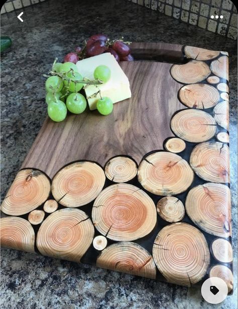 Diy Resin Wood Table, Tre Kunst, Seni Resin, Resin And Wood Diy, Wood Resin Table, Patio Furniture Ideas, Resin Furniture, Wood Project, Epoxy Resin Wood