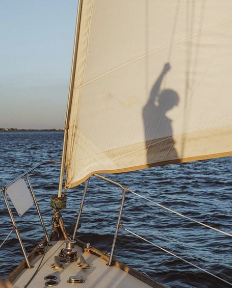 Vintage Sail Boat Aesthetic, Sailing The World Aesthetic, Age Of Sail Aesthetic, Couple Sailing Aesthetic, Sailing Around The World Aesthetic, Vintage Sailboat Aesthetic, Sailing Life Aesthetic, Sailing Couple Aesthetic, Vintage Yacht Aesthetic