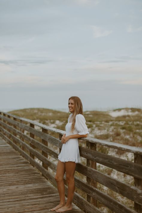 Teenage Beach Photoshoot, Cape Cod Senior Pictures, Tractor Photography Poses, Beach Pictures Poses Senior, Professional Beach Photos, Senior Ocean Pictures, Senior Photos Beach Ideas, Beach Pictures Poses With Dress, Senior Photo Outfits Beach