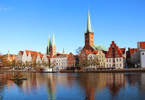 Heidelberg, Lubeck Germany, Places To Visit In Germany, Poland Culture, Dream Holidays, German City, Northern Germany, Visit Poland, Medieval Architecture