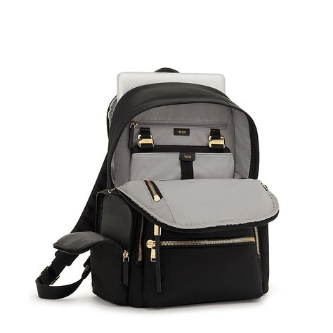 Designed to make every journey (and commute) easier, this streamlined backpack has space for a laptop, interior multifunction pockets and exterior zip pockets for easy access to essentials. Macbook Screen, Tumi Luggage, Tumi Backpack, Designer Laptop Bag, Work Travel Bag, Commuter Backpack, Work Backpack, Women Backpack Travel, Luxury Backpack