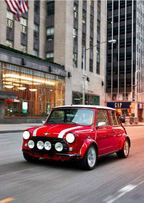 Electric Icon, Alpha Romeo, Mini Cooper Classic, Bmw Classic Cars, Bmw Classic, Mini Electric, Diesel Cars, Kia Soul, Mini Cooper S