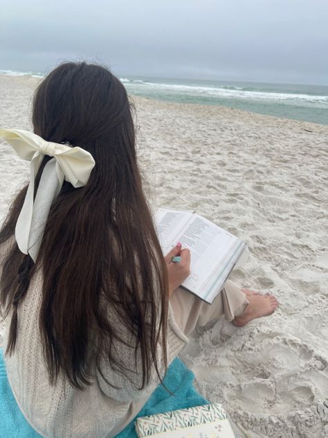 bible study on the beach Bible Study At The Beach, Bible Study On The Beach, Studying At The Beach, Study On The Beach, Bible Photoshoot, Beach Bible Study, Charleston Photoshoot, Summer Studying, Girl Goals