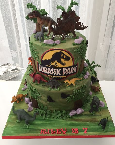 30+ Amazing Photo of Jurassic Park Birthday Cake - davemelillo.com Jurassic Park Birthday Cake, Birthday Cake 30, Jurassic World Cake, Festa Jurassic Park, Jurassic Park Birthday Party, Dinosaur Birthday Theme, Jurassic Park Party, Birthday Party At Park, Jurassic Park Birthday