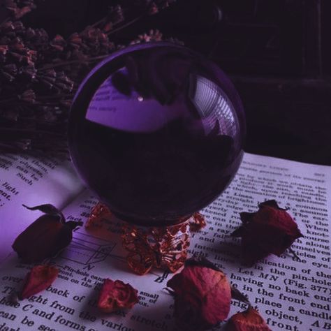 Witch Aesthetic Dark, Aesthetic Dark Purple, Witchcore Aesthetic, Tarot And Oracle Cards, Witch Core, Aesthetic Purple, Dark Purple Aesthetic, Soul Connection, Magic Aesthetic