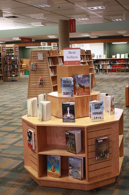 Book display by Escondido Public Library Book Display Table, Bookstore Design, Book Display Shelf, Library Media Center, Library Signs, Library Book Displays, Book Displays, Library Table, Showroom Display