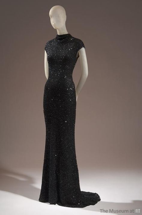 Fashion Institute Of Technology, Silk Evening Dress, Fashion Institute, Iconic Dresses, Bugle Beads, Historical Dresses, Looks Vintage, Black Sequins, Beautiful Gowns