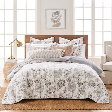 Mid Century Bungalow, King Quilt Sets, Taupe Grey, Inspire Me Home Decor, Floral Quilt, Twin Quilt, Cream Blush, Chic Bedroom, King Quilt