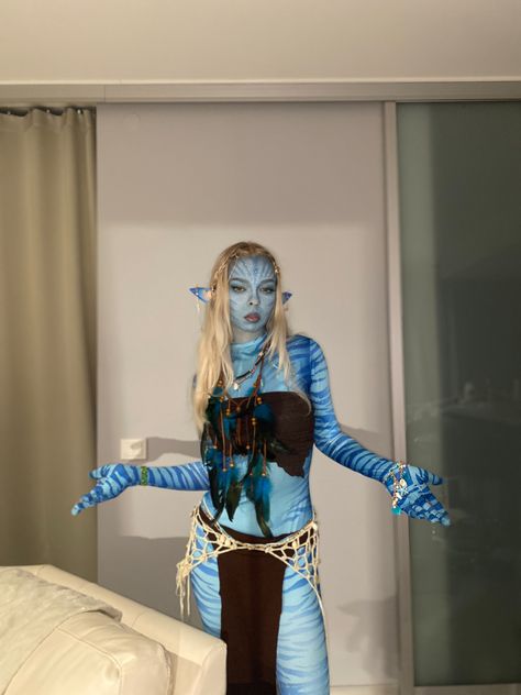 Avatar halloween costume avatar makeup avatar cosplay Avatar Way Of Water Outfit, Avatar The Way Of Water Cosplay, Blue Avatar Costume, Avatar The Way Of Water Costume, Avatar The Way Of Water Makeup, Diy Avatar Costume, Avatar Costume Diy, Avatar Costume Women, Movie Costume Ideas Women