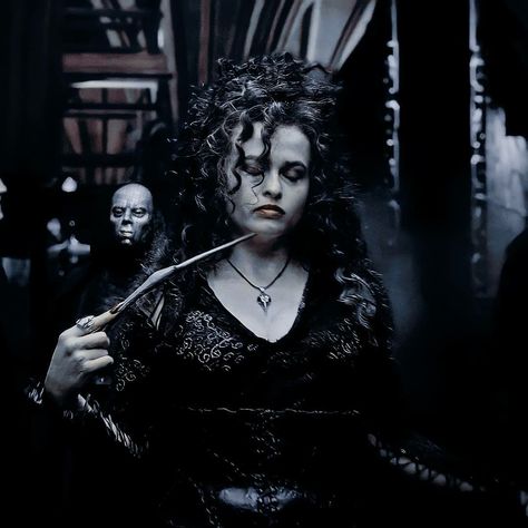 Bellatrix Lestrange Icon, Slytherin Icons, Bellatrix Lestrange Aesthetic, Bellatrix Black, Harry Potter Bellatrix Lestrange, Dark Harry, Malfoy Family, Harry Potter Oc, Harry Potter Wall