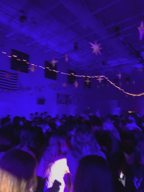 school dance. euphoria school dance. euphoria vibes. lights. blue lights. dancing. aesthetic Hoco Dance Aesthetic, Euphoria School Aesthetic, Euphoria Prom Aesthetic, Winter Formal Aesthetic Dance, Euphoria Dance Theme, Homecoming Night Aesthetic, Winter Dance Aesthetic, 80s Dance Theme, Highschool Dance Aesthetic