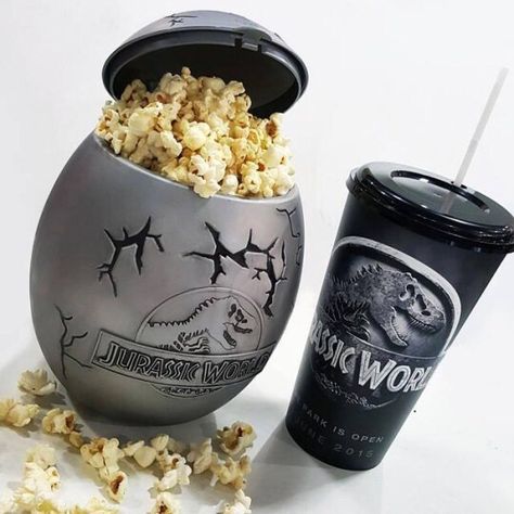 People in Thailand can get a dinosaur egg popcorn bucket when they go see Jurassic World. I have never been more jealous. Tumblr, Jurasic Word, Ian Malcolm, Godzilla 2, Dino Eggs, Jurrasic Park, Popcorn Bucket, Jurassic World Fallen Kingdom, Jurassic World Dinosaurs