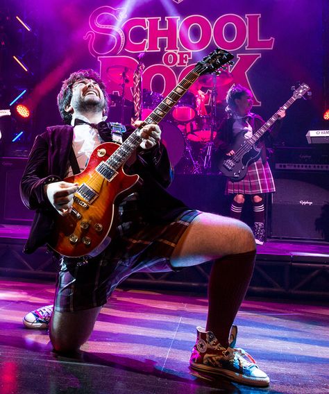 Actor Alex Brightman recently took the Broadway stage as Dewey Finn in "School of Rock: The Musical." Here, the star shares his own selection of rock 'n' roll songs. Dewey Finn Aesthetic, School Of Rock The Musical, Alex Brightman School Of Rock, Alex Brightman Cute, Dewey Finn Alex Brightman, School Of Rock Broadway, School Of Rock Musical, Dewey Finn, The School Of Rock