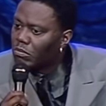 Black Comedy Gold on Instagram: "Bernie Mac on white vs black ppl at work #berniemac #kingsofcomedy #comedian #standupcomedy #standup #comedians #comedy #comedyclub #blackcomedy #blackcomics #blackcomedians" Stand Up Comedy, Mac, Comedians, Bernie Mac, Black Ppl, Black Comics, Black Comedy, Comedy Club, Stand Up