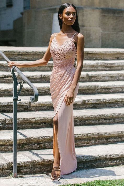 Midi Bridesmaid Dress, Vestidos Color Rosa, Cami Maxi Dress, Cocktail Evening Dresses, Lace Cami, Lace Maxi, Lace Bodice, Lace Maxi Dress, Dresses For Teens