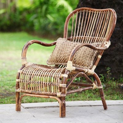 The mix of colors, weights, and curving forms make the Sumatra a stunning piece for any space, indoors or out. The timeless shape is made from 100% natural rattan, artfully woven together in different weights to provide a seat that is as comfortable as it is beautiful. The construction is deceptively strong, for its lightness on the eye, and the certified design means you can feel great about your purchase. | Bobo Intriguing Objects Sumatra 100% Natural Rattan Outdoor Accent Chair Wicker / Ratta Salon Shabby Chic, Patio Daybed, Patio Ottoman, Rattan Outdoor, Patio Bar Stools, Eclectic Furniture, Patio Rocking Chairs, Outdoor Accents, Patio Sofa
