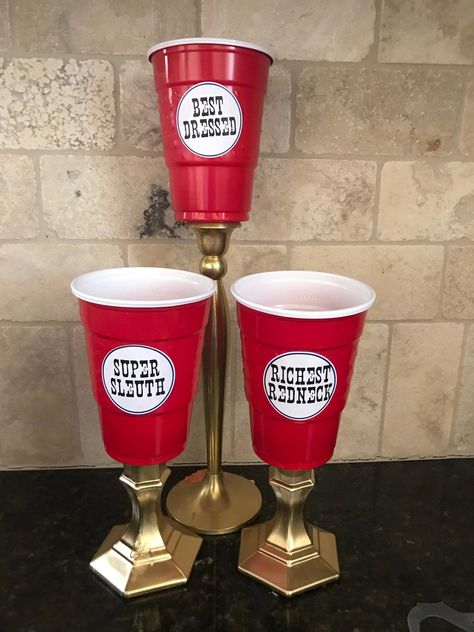 Trashy New Years Party, Country Birthday Party Decorations, Busch Light Themed Party, Red Neck Games, Hillbilly Christmas Party, Trailer Park Aesthetic Interior, White Trash Bash Food Ideas, Trailer Park Theme Party, Hill Billy Party