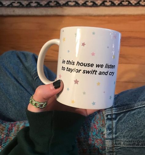 Taylor Aesthetic Core, Judith Aesthetic, Gifts For A Swiftie, Taylor Swift Things To Buy, Taylor Swift Stuff To Buy, Taylor Swift Room Decor Diy, Swiftie Gift Ideas, Prints Taylor Swift, Mirrorball Aesthetic