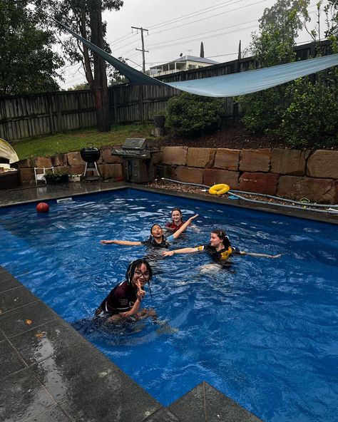 #poolday #pool #poolparty #swim #friends #fun #spontaneous Gang Activity, Swimming In The Pool, Swimming Pool Photos, Emily Henry, It's Now Or Never, Photo Grouping, Pool Photos, Aesthetic Things, Winter Scenery