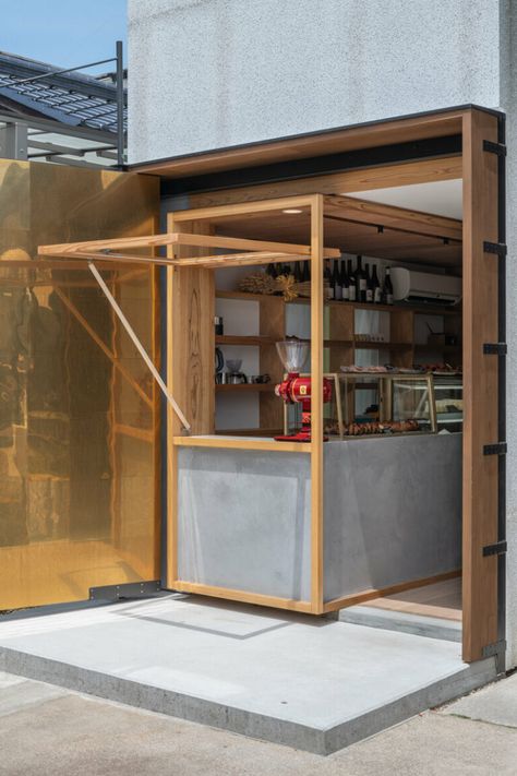 maki yoshimura wedges tiny box-like bakery shop between two houses in japan Traditional Shutters, Coffee Shop Concept, Floating Architecture, Houses In Japan, Tiny Shop, Small Cafe, Concept Ideas, Residential House, Architecture Office