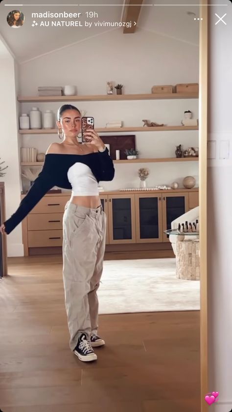 Madison Beer Madison Beer Street Style, Madison Beer Tour, Madison Beer Style, Madison Beer Outfits, Maddison Beer, Beer Outfit, Models Off Duty Style, Mode Ootd, Modieuze Outfits