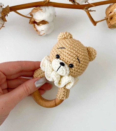 Amigurumi Baby Rattle Crochet Free Pattern Amigurumi Patterns, Easy Crochet Rattle Free Pattern, Rattle Free Crochet Pattern, Free Crochet Pattern Elephant, Baby Rattle Crochet Free Pattern, Crochet Rattle Free Pattern, Crochet Baby Rattle Free Pattern, Baby Haken, Teether Pattern