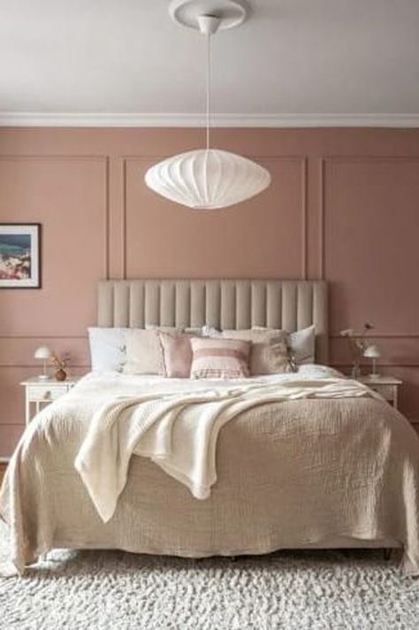 A bedroom with a dusty pink wallcolor and bedroom wainscoting to accentuate the bold color choice Blush Tone Bedroom, Dusty Rose Pink Bedroom, Mauve Themed Bedroom, Dusty Rose Room Ideas, Dusty Pink Feature Wall, Romantic Mauve Bedroom, Muted Pink Bedroom Walls, Champagne Pink Bedroom, Bedroom Coloured Wall