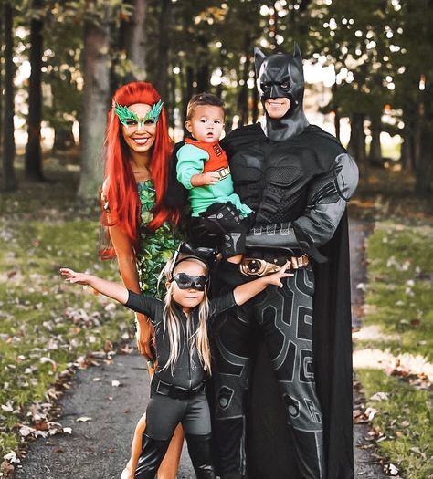 If you're seeking some of your own superhero costume ideas, you can't go wrong by looking at our DC and Marvel costumes for inspiration. Last Minute Family Halloween Costumes, Superhero Family Costumes, Matching Family Halloween Costumes, Family Themed Halloween Costumes, Superhero Halloween Costumes, Dc Costumes, Themed Halloween Costumes, Couples Halloween Outfits, Superhero Halloween