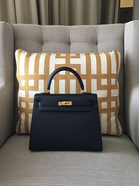 Hermès Kelly Sellier 25 epsom leather Kelly 25 Black Epsom, Kelly Sellier 25, Hermes Kelly Bag Outfit, Kelly 25 Hermes, Kelly Hermes Bag, Sac Hermes Kelly, Kelly 25 Sellier, Hermes Kelly Sellier, Kelly Hermes