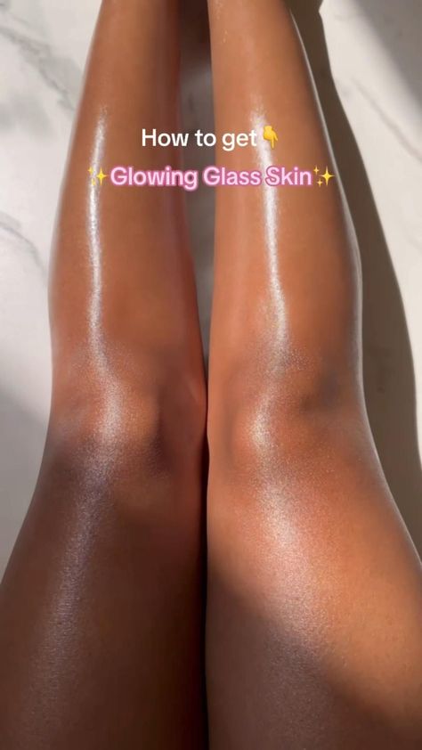 GLOWING GLASS SKIN ��😧✨💕 Glowing Melanin Skin, Skincare For Glowy Skin, Glowing Skin Products Skincare, Bright Skin Skincare, How To Make Your Body Glow, How To Make Skin Glow Naturally, How To Make Your Skin Glow, Glow Hub Skincare, How To Lighten Skin