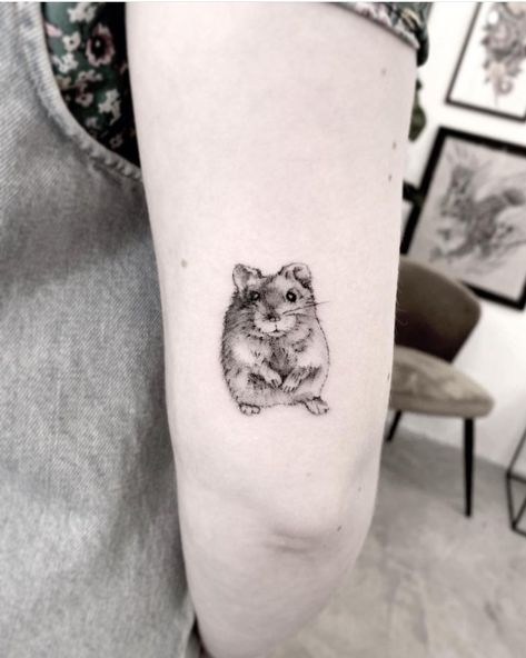 Cute Little Tattoos, Hamster Tattoos, Hamster Tattoo, Bear Hamster, Pet Tattoos, Idea Tattoo, Pet Rat, Paw Tattoo, Pet Rats