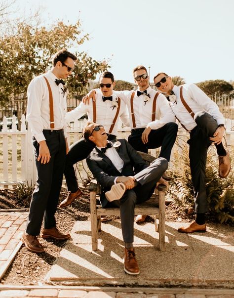 Usher Outfits Wedding, Groomsmen Attire Suspenders, Fall Groomsmen Attire, Casual Groomsmen Attire, Groomsmen Attire Black, Fall Groomsmen, Rustic Groomsmen Attire, Fall Wedding Groomsmen, White Dress Shirts