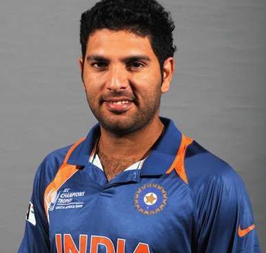 Girlfriend Photos, Ricky Ponting, Yuvraj Singh, Celebrity Bodies, Ms Dhoni Photos, India Win, Indian Cricket, Computer History, Icc Cricket