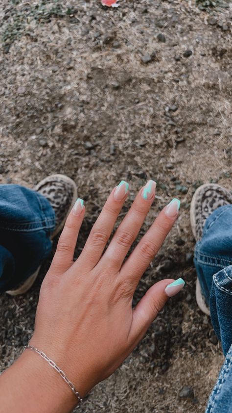Nails 2023 Trends Country, Teal Nails Western, Short Teal French Tip Acrylic Nails, White With Blue Accent Nails, Western Basic Nails, Summer Back To School Nails, Subtle Western Nails, Koe Wetzel Concert Nails, Punchy Nail Designs