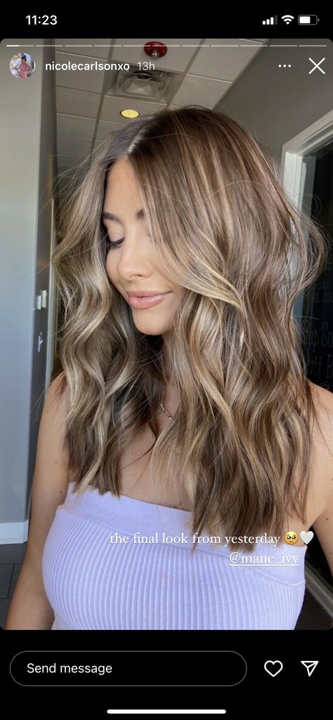 Dimensional Brunette Face Framing, Honey Brunette Hair Balayage, Soft Blended Balayage, Loved In Blonde Hair, Medium Brown Hair Balayage, Candlelit Brunette, Summer 2023 Hair Trends, California Brunette, Swedish Woman