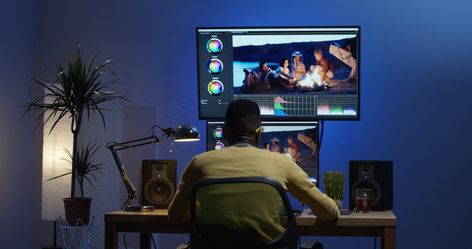 From planning your storyboard to collaborative editing apps, here's a guide to navigating the challenges of managing a video editing project remotely. Plot Outline, Editing Tips, Video Production Company, Film Inspiration, Video Effects, Editing Apps, Quality Content, Office Interior, Creative Video