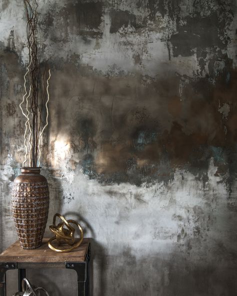 Metallic Paints For Walls, Brushed Paint Wall, Metal Look Wallpaper, Unique Wall Finishes, Metallic Wall Paint Ideas, Metal On Walls, Steel Accent Wall, Different Wall Textures, Metallic Accent Wall