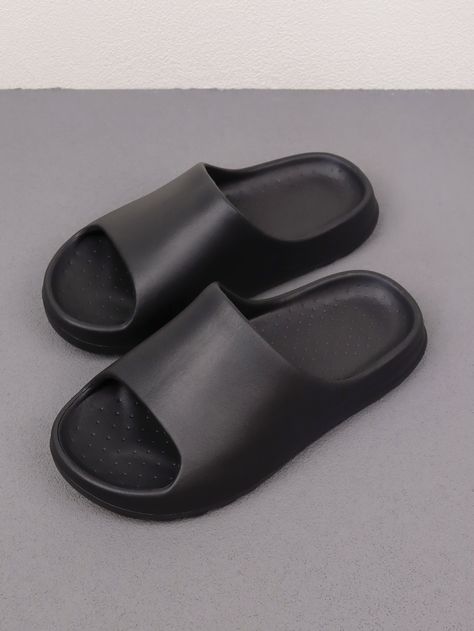 Slippers Outfit Men, Male Grunge Outfits, Plain Bathroom, Slippers Outfit, Mens Beach Shoes, Bathroom Slippers, Green Slippers, Male Shoes, Shein Shoes