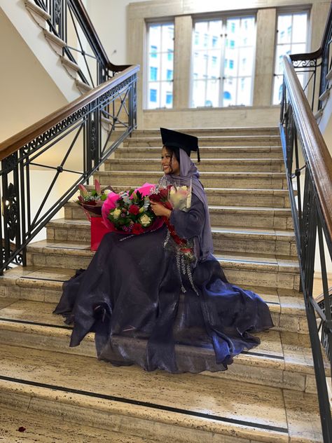 #graduation #hijab #makeup #dress #modestclothing #hijabinspiration #flowers Hijabi Graduation, Graduation Hijab, Hijab Graduation, College Grad Pictures, Graduation Look, Hijab Makeup, Graduation Poses, Graduation Photoshoot, Flower Scarf