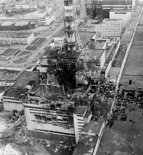Chernobyl Reactor #4 Chernobyl Reactor, Chernobyl 1986, Chernobyl Nuclear Power Plant, Chernobyl Disaster, Nuclear Plant, Nuclear Disasters, Nuclear Reactor, Nuclear Energy, Nuclear Power Plant