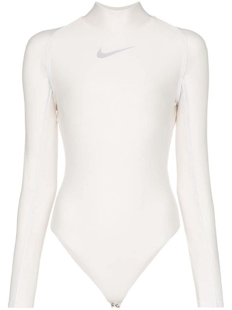 Nike X Ambush NRG stretch bodysuit - White Body Nike, Nike X Ambush, Stile Hijab, Compression Shirts, Mode Zara, Compression Shirt, Sport Bh, Dream Clothes, White Nikes