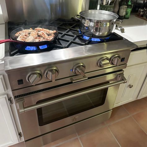 Colors to make a statement and stainless for a classic look. Claire, from our Hyannis sales team, shows off her home's @bluestarcooking gas range with open burners. She loves the control it gives her when cooking, especially for stir fry, and says it's a work horse! Ask us about cooking with BlueStar and how you can customize colors to create the kitchen of your dreams! Stir Fry, Kitchen Cooker, Aesthetic Oven, Aesthetic Kitchen, Work Horses, Kitchen Stove, Gas Range, She Loves, Stove