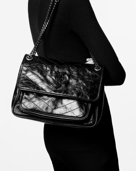 Saint Laurent Niki Bag Outfit, Ysl Vintage Bag, Ysl Niki Bag Outfit, Saint Laurent Niki Bag, Ysl Niki Medium, Ysl Niki Bag, Yves Saint Laurent Bag, Bags Trendy, Eco Bags