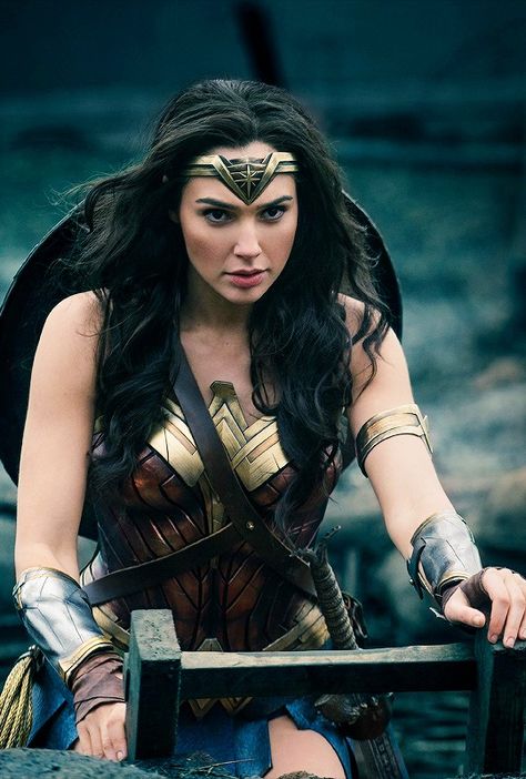Gal Gadot as Diana, Wonder Woman (2017) Gal Gabot, Wonder Woman Movie, Oh My Goddess, Gal Gadot Wonder Woman, Pahlawan Marvel, Wonder Women, Pahlawan Super, Milla Jovovich, Superhero Movies