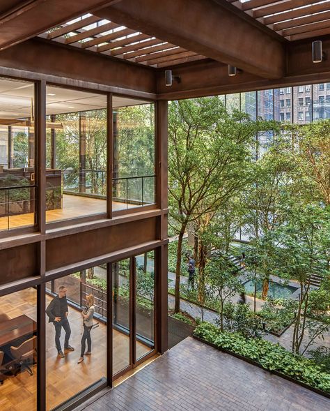 A Workplace Renewed - The Ford Foundation for Social Justice | Dialogue 34 | Gensler Open Office Layout, Fluffy Flowers, Folding Architecture, Industrial Sheds, Modern Workplace, Ford Foundation, Small Terrace, Brick Pavers, San Pablo