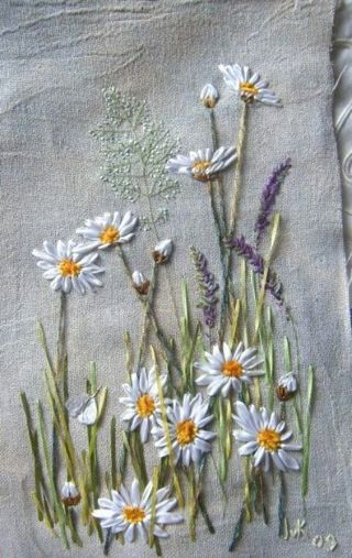 Photo Crewel Embroidery, Vintage Embroidery, Silk Ribbon Embroidery, Haft Vintage, Sulaman Pita, Pola Sulam, 자수 디자인, Hand Embroidery Stitches, Hand Embroidery Patterns